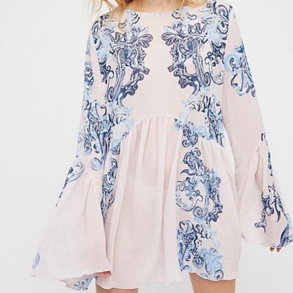 Free People Dresses & Skirts - NEW! FREE PEOPLE Printed Symphony Slip Petal Dress